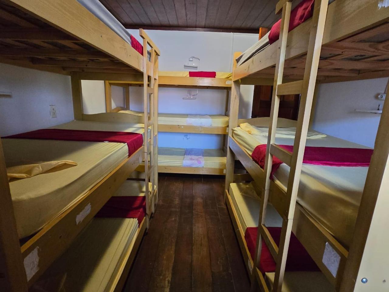 Hostel Praia Brava 아라이알도카보 외부 사진