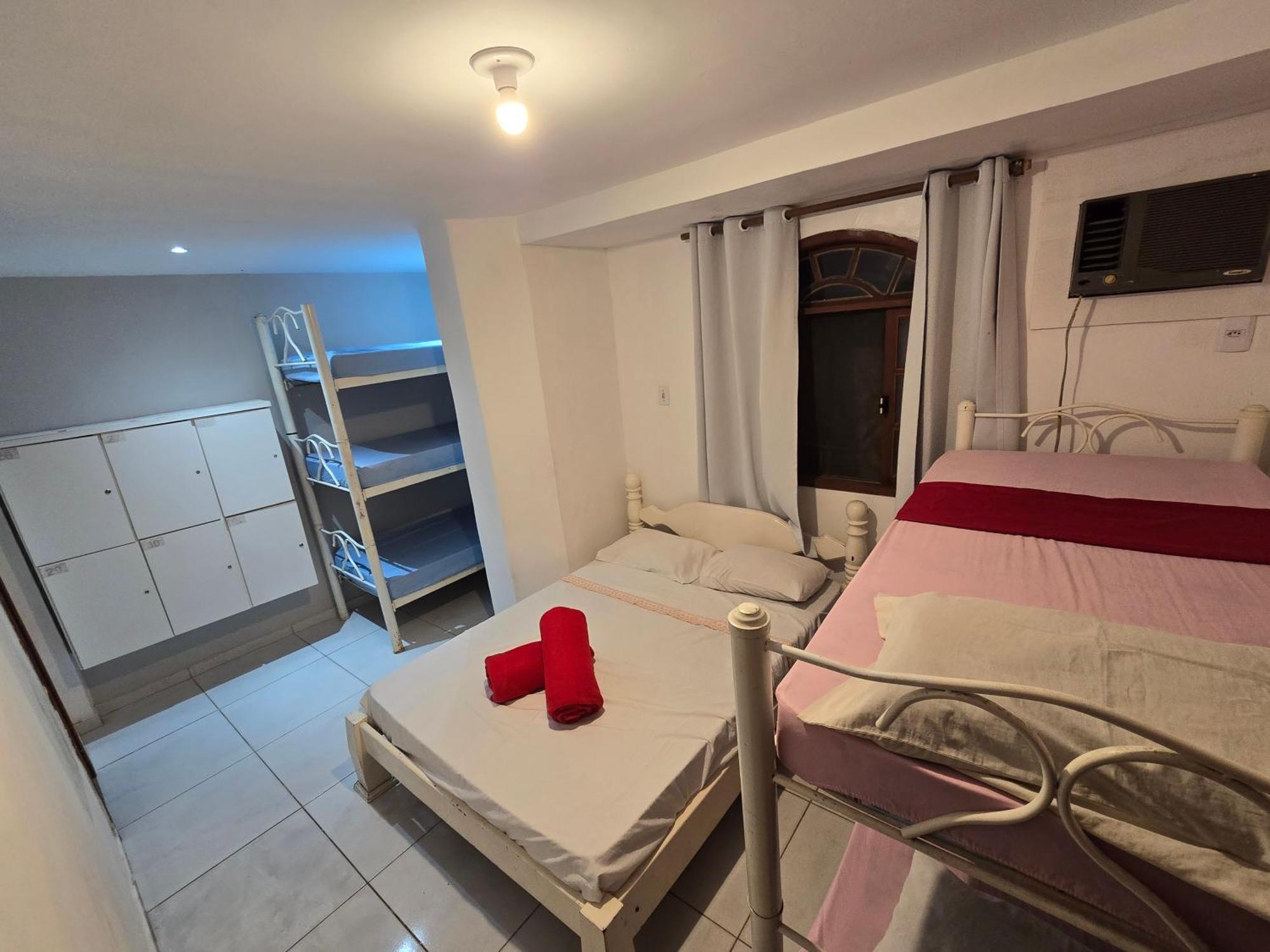Hostel Praia Brava 아라이알도카보 외부 사진